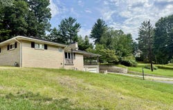 964 Coleman Avenue, Fairmont, WV 26554