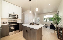 1661 SE SHERRETT ST, Portland, OR 97202