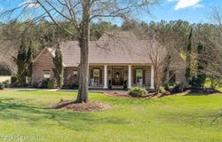 73 Eola Trail, Brookhaven, MS 39601