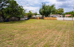 519 Lucille St, Kerrville, TX 78028