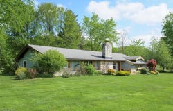 31 Garden Park Drive, Chagrin Falls, OH 44022