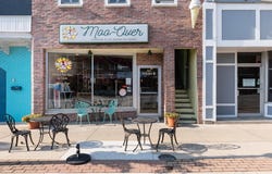 207 W Van Buren Street, Columbia City, IN 46725-2037
