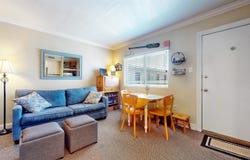 900 Wesley Ave, Ocean City, NJ 08226