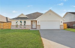 220 Ryker Ridge, Centerton, AR 72719
