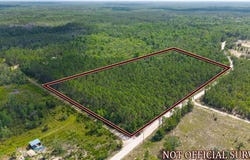 276 SW 348th Ave, Steinhatchee, FL 32359