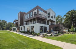 950 E Jackson Boulevard, Elkhart, IN 46516