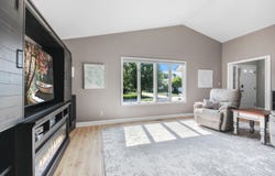 8244 Madison Avenue, Munster, IN 46321