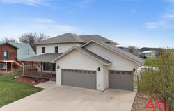 226 Pine St -, Hulett, WY 82720