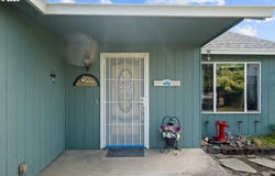 426 S 42ND PL, Springfield, OR 97478