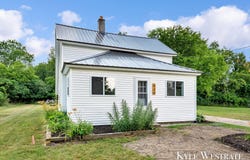 624 Orton Street, Howard City, MI 49329