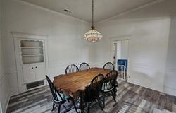 210 E Navasota Street, Groesbeck, TX 76642