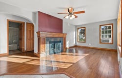 1821 S 18TH Street, MANITOWOC, WI 54220