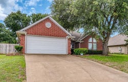 115 King Arthur Court, Weatherford, TX 76086