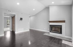 1500 Surrey Lane Lane, St Charles, MO 63304