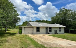 138 San Jacinto St, Bastrop, TX 78602