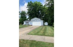 9589 Brayes Manor Drive, Mentor, OH 44060