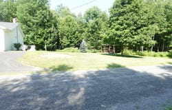 106 Harris Lane, Farmington, ME 04938