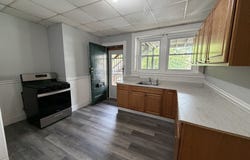 15 Lynde St, Salem, MA 01970