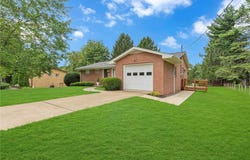 150 Mcmillen Ave, Chippewa Twp, PA 15010