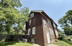 2501 N 50th St, Milwaukee, WI 53210