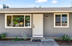 355 S MANZANITA CT, Canby, OR 97013