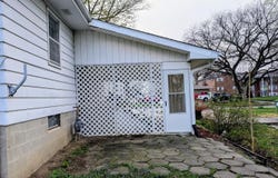 415 S Walnut Avenue, Ames, IA 50010