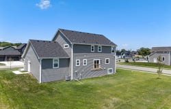 788 Kohlwey Dr, Grafton, WI 53024