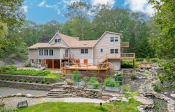 142 Bloss Road, Canadensis, PA 18325
