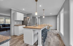 544 Roslyn, Temperance, MI 48182