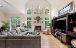 11 Vanderbilt Court, Old Bridge, NJ 08857