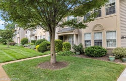 18 Remington Drive, Freehold, NJ 07728