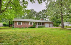 1706 Ankney Place, Neosho, MO 64850