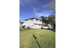 93 W Laurel Dr, Somers Point, NJ 08244