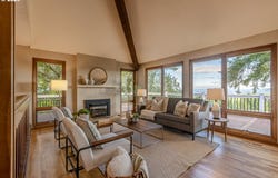 2 NANSEN SUMMIT, Lake Oswego, OR 97035