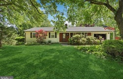 947 OLD YORK ROAD, HIGHTSTOWN, NJ 08520