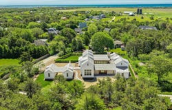 2 Lexington Avenue, Edgartown, MA 02539
