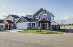 676 W MONASHEE LN, Hayden, ID 83835