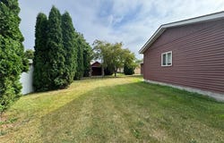 1032 W Elm Street, Lake City, MN 55041