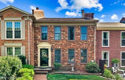 9538 Wessex Pl, Louisville, KY 40222