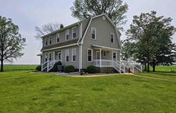 16754 County Road 2800 E, Forest City, IL 61532