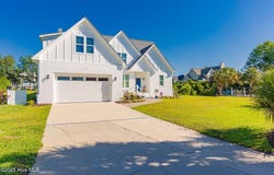 111 E Magens Court, Cedar Point, NC 28584