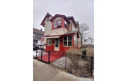 32 Wendell Pl, Springfield, MA 01105