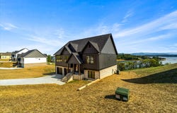 411 Hampton Way, Dandridge, TN 37725