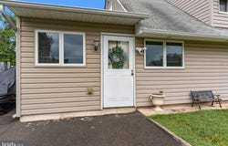 19 ICE POND ROAD, LEVITTOWN, PA 19057