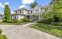 816 E SPRUCE Street, Chatham, IL 62629