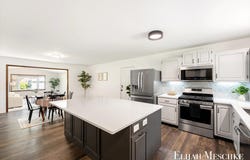 1239 103rd Avenue, Plainwell, MI 49080