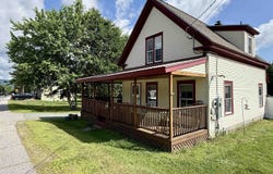 30 Portland Street, Lancaster, NH 03584