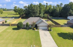 9 Weaver Circle, Vilonia, AR 72173