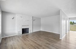 1905 7TH AVE, Longview, WA 98632