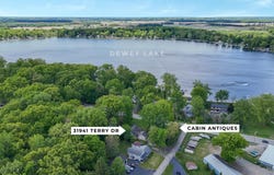 31941 Terry Drive, Dowagiac, MI 49047